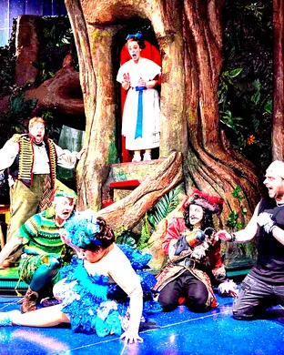 Peter Pan Goes Wrong